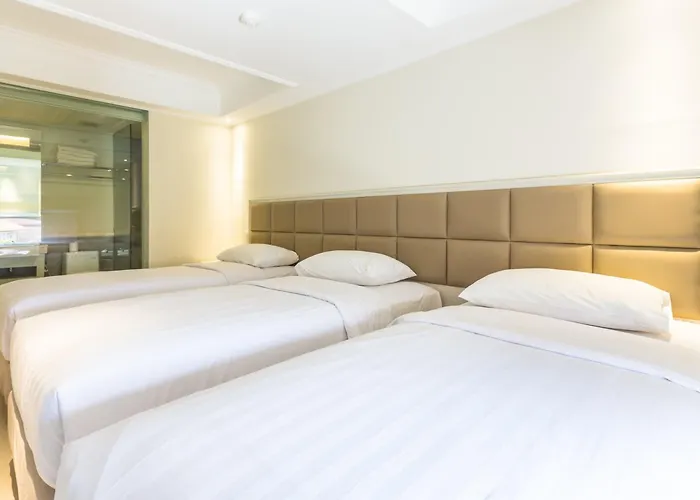 Alron Hotel