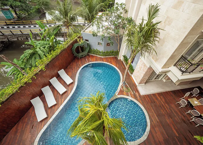 Alron Hotel
